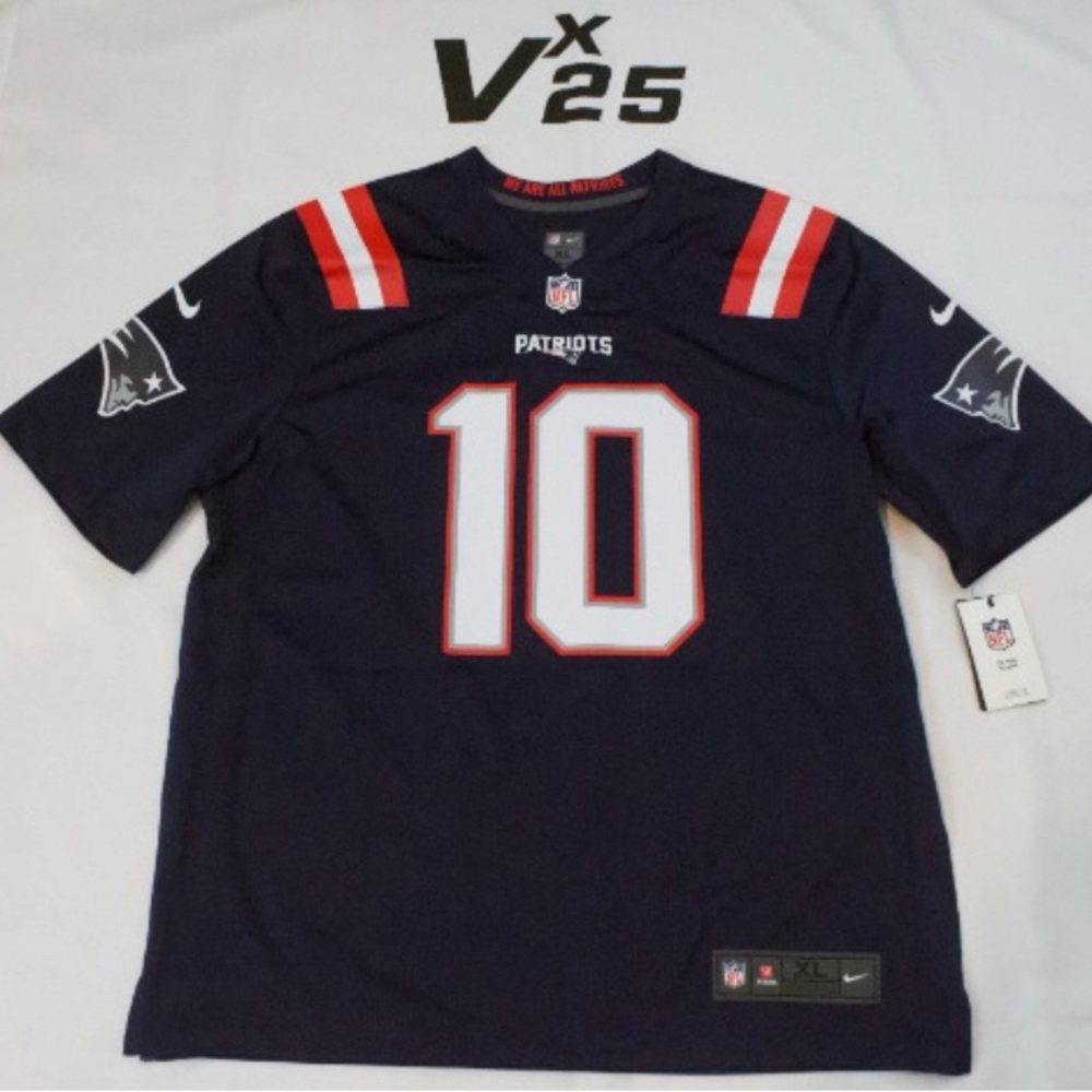 Men's On Field Nike New England Patriots Drake Maye Home Jersey Sz XL